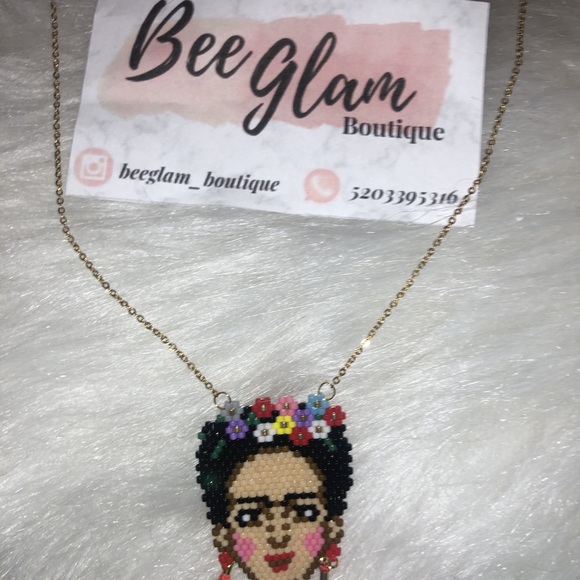 ❣️❣️❣️❣️ NEW Earings ❣️❣️❣️❣️ - Picture 3 of 8